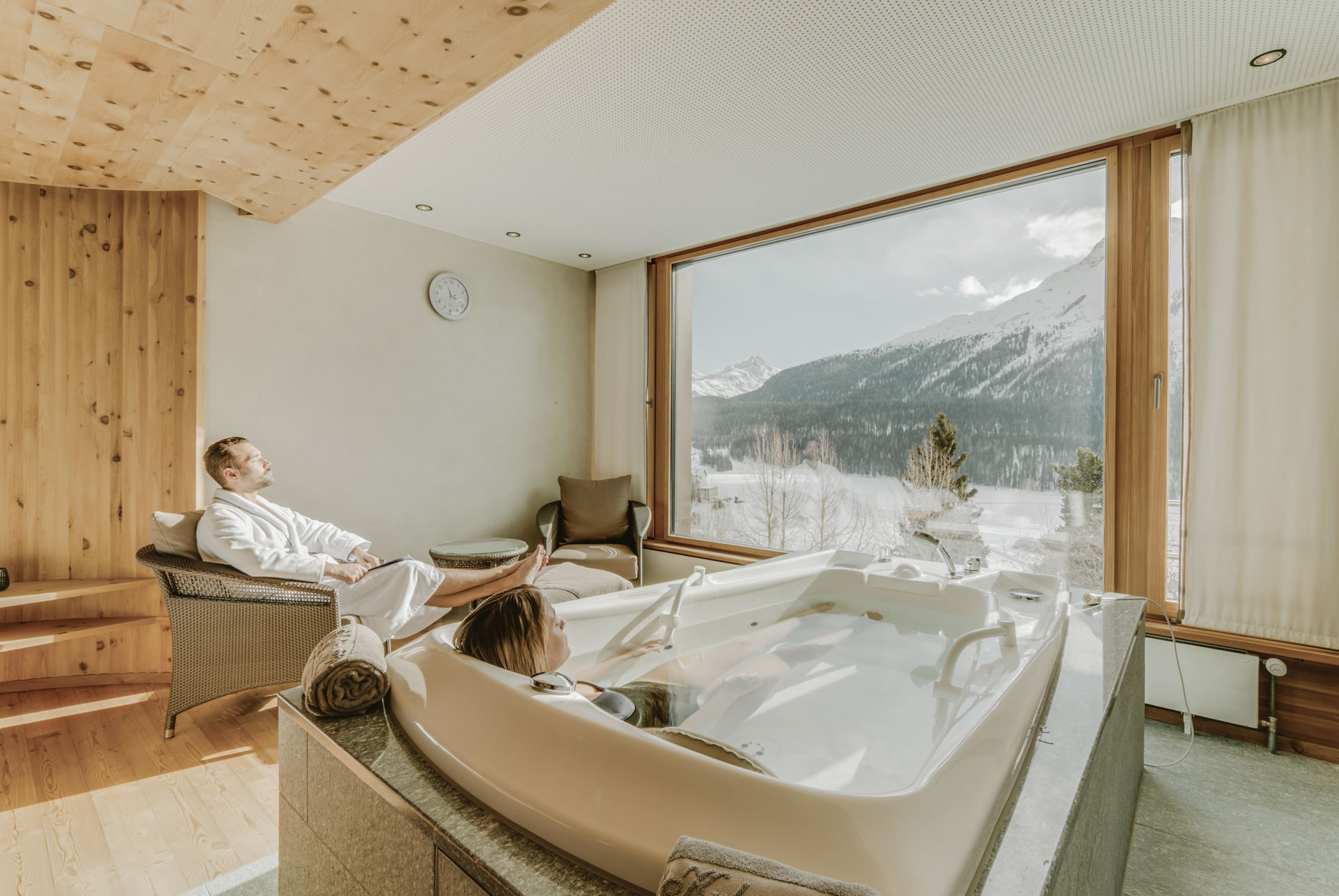 LUXURY SWISS ALPS